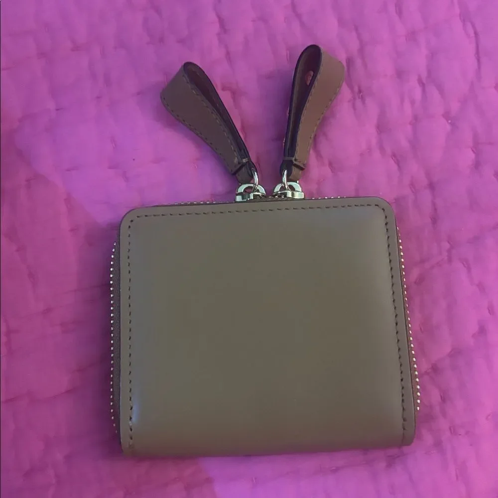 ZAC POSEN Tan Leather Women's Wallet